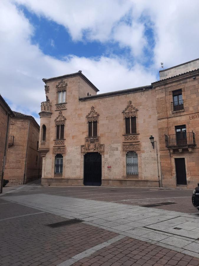 Апартаменты Plaza San Salvador Сьюдад-Родриго Экстерьер фото